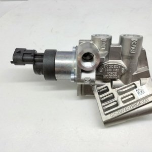 เครื่องปรับแรงดันน้ำมันเชื้อเพลิง VOE21103266 VOE21638691สำหรับ EC240B EC210B รถขุด D6D เครื่องยนต์ D7D - Product Image 1