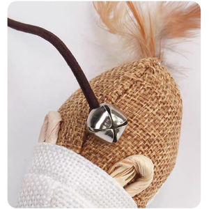 Factory Supply Umwelt freundliche Katze Teaser Stick Lustige interaktive Holz Haustier Spielzeug für Kätzchen Teaser Feder spielzeug - Product Image 3