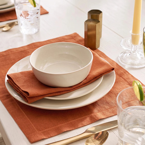 Napperons en lin de poids moyen à texture tissée dense pour les entreprises d'événements et les banquets - Product Image 1
