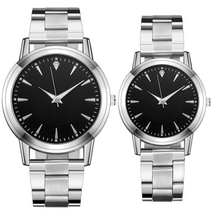 Reloj de Lujo de Cuarzo Vogue para Parejas, con Logotipo Personalizado de Fábrica, Caja de Acero Inoxidable Plateado, Precios Bajos, 2021, <span class=keywords><strong>China</strong></span> - Product Image 1