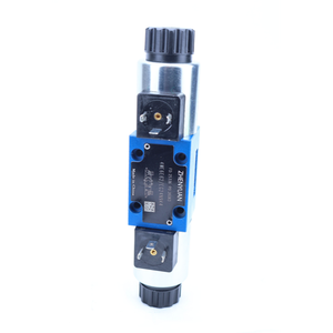 Nouveau solénoïde directionnel hydraulique 4WE 4WE6 4WE10 4WE10F33/CG24N9K4 4WEH10C4X/6EG24N9ETK4/B10, taille compacte 10x10x5 mm pour - Product Image 1