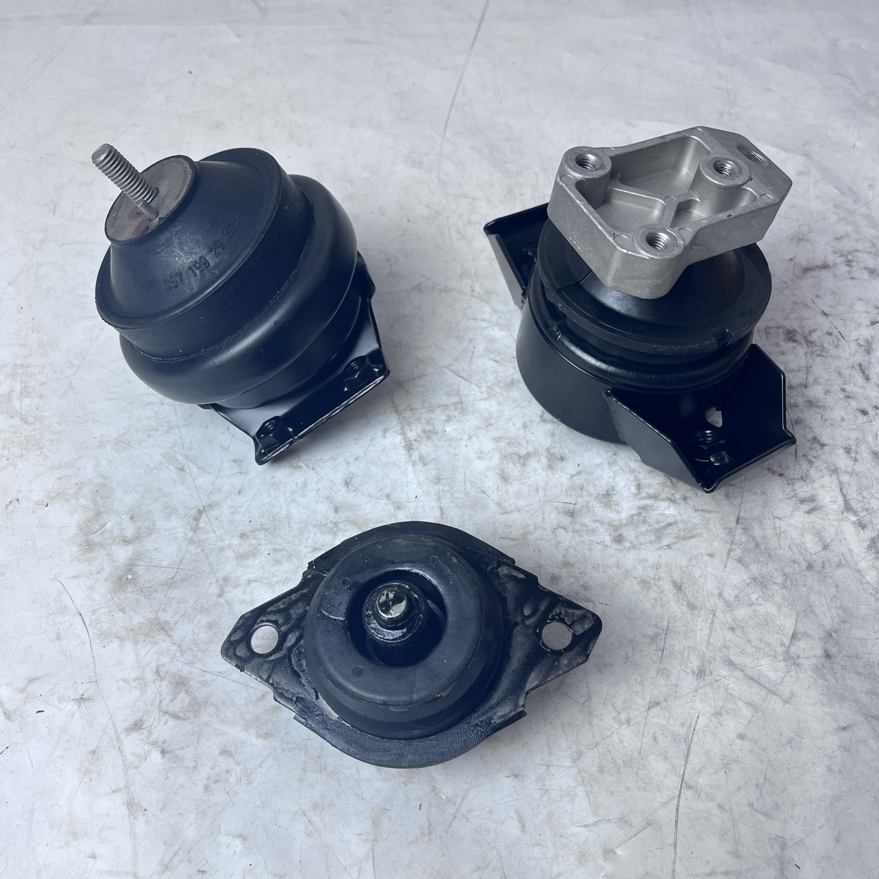 Support Moteur DT A/C 4.81298 - Remplacement D'origine Pour Mercedes Actros, Atego, Etc.