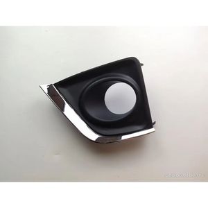 Conjunto de Faros Antiniebla para Toyota Corolla 2014-2015, Bombillas Halógenas, Haz de Luz de 120 Grados, Color Negro, Kit de Reequipamiento - Product Image 2