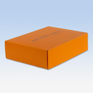 Boîte d'emballage pour vêtements en carton recyclé imprimé, logo personnalisé pour abonnement, épaisseur 4 mm, pliable, pour envoi postal - Product Image 4