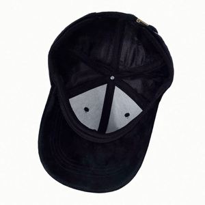 Wholesale Custom Solid Color Curve Brim Cap Unisex Warm <b>Hat</b> Velvet Baseball Cap - Product Image 3