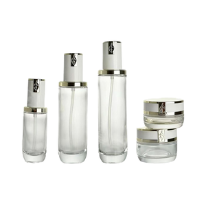 <span class=keywords><strong>AHC</strong></span> ชุดครีมขวดสเปรย์แก้วกลมขนาด120มล. พร้อมอุปกรณ์เสริมครีมทาหน้าเคลือบ UV - Product Image 6