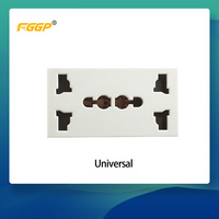 Prise de sol électrique universelle à 3 broches 13A USB IP40 CE avec mise à la terre automatique compatible SDK Type 45x45