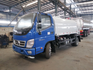 Camion-citerne à eau potable FOTON Aumark 4x2 5000L 5m3 en acier inoxydable - Product Image 5