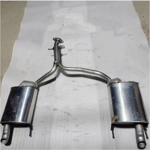 Fabricante Mayorista Marca Yueyang para Silenciador de Escape Crown 3.0L, Acero Inoxidable Pulido Espejo, 1.2mm de Espesor - Product Image 4