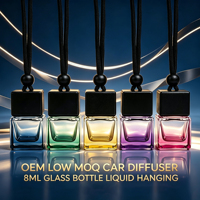 Diffuseur de parfum pour voiture suspendu en verre de 8 ml avec couvercle respirant pour une diffusion efficace des senteurs, faible MOQ OEM