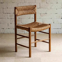 Chaise de salle à manger en rotin en bois massif de style moderne du milieu du siècle pour la maison, les bureaux, les hôtels, les appartements pour les repas et le café