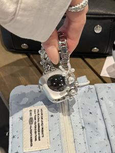 <span class=keywords><strong>Bracelet</strong></span> de montre de luxe scintillant avec diamants pour <span class=keywords><strong>Apple</strong></span> <span class=keywords><strong>Watch</strong></span> – Compatible avec les tailles 38, 40, 41, 42, 44, 45, 49 mm - Product Image 5