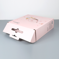 Boîte cadeau rigide en carton ondulé kraft rose recyclable personnalisée pour vêtements, format A4, avec revêtement UV et gaufrage