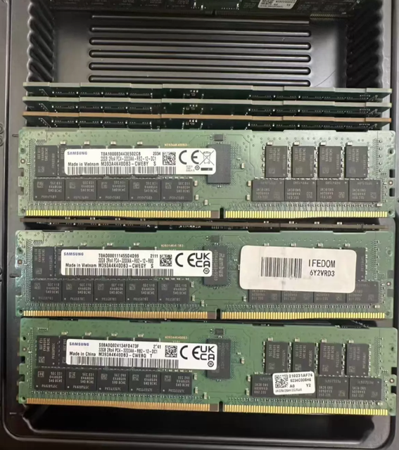 For Used Enterprise ECC RDIMM DDR4 3200 32GB Server Memory RAM M393A4K40DB3-CWE JEDEC Standard Low Latency Stable Datacenter