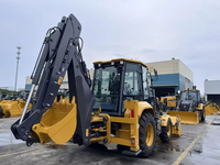Backhoe Loader Stabil XC8-C3570 Kompak 4 Roda Penggerak untuk Pekerjaan Konstruksi Pertanian Biaya Perawatan Rendah