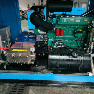 Nouvelle machine de jet d'eau haute pression professionnelle multi-scènes à <span class=keywords><strong>moteur</strong></span> <span class=keywords><strong>diesel</strong></span> 264 kW Pompe triplex pour le détartrage des tuyaux - Product Image 2