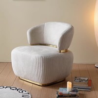 Fauteuil d'appoint de luxe en velours blanc avec base en métal doré, fauteuil rond confortable à rayures verticales pour salon et chambre à coucher