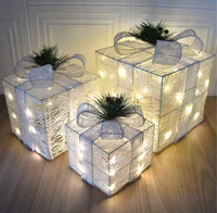 Figurines de Noël Lumineuses de Haute Qualité à Piles pour Vitrine – Décorations Festives Élégantes pour Arbre de Noël