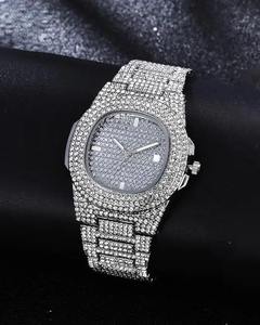 นาฬิกาเพชรโมอิสซาไนต์สไตล์ญี่ปุ่นขายดีที่สุด เหมาะสำหรับการประชุมทางธุรกิจและงานอีเว้นท์ขององค์กร มีจำหน่ายทั่วโลก - Product Image 6