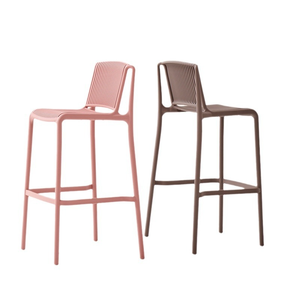 Sedia da <span class=keywords><strong>Bar</strong></span> in plastica all'ingrosso di alta qualità più venduta altezza da banco impilabile per hotel e ristoranti moderni - Product Image 4