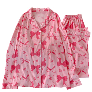 Ensemble de pyjama long à manches longues pour <span class=keywords><strong>femme</strong></span> en tissu froissé, style français romantique et doux, collection printemps/automne - Product Image 1