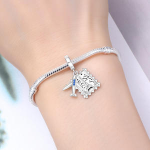 Colgante de cobre blanco con diseño de Torre Eiffel y avión, accesorio versátil para pulseras DIY, ideal para mujer. - Product Image 6