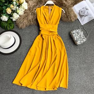 green emerald velvet dress 30 best Amazon dresses for fall 2025