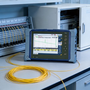 Équipement de test de fibre optique JDSU Ancottner MTS-4000 OTDR 282x153x97 - Product Image 1
