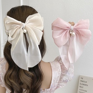 Pince à <span class=keywords><strong>cheveux</strong></span> élégante en tissu style coréen pour femmes et filles, pince bec de canard pour l'arrière de la tête avec grand nœud en perles et ruban, épingles à <span class=keywords><strong>cheveux</strong></span> tendance - Product Image 1
