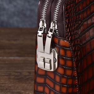 Pochette homme grand format motif crocodile, fermeture éclair double, intérieur en cuir synthétique, style décontracté - Product Image 3