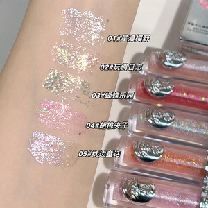 Lucidalabbra Artistico Bestseller, Ombretto Liquido Glitterato con Texture Cremosa e Luminosa - Product Image 4