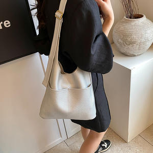 Bolso Tote <span class=keywords><strong>de</strong></span> Cuero Suave Estilo Retro <span class=keywords><strong>Academia</strong></span> 2026, Bolso <span class=keywords><strong>de</strong></span> Hombro Casual Simple y Versátil, Bolso <span class=keywords><strong>de</strong></span> Gran Capacidad para Mujer, Bolso Maternal - Product Image 3