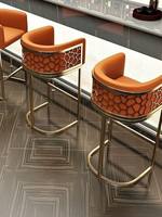 Tabouret de bar pivotant en métal de luxe léger, siège en PU, dossier haut, style moderne et minimaliste, mobilier commercial pour salle de billard/zone de visionnage TV