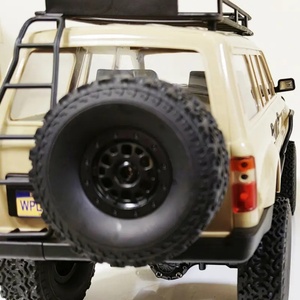 WPL C54 C54-1 Coche RC Todoterreno de Escala 1/16 con Tracción en las 4 Ruedas, 2.4G, Control Remoto de 4 Canales, Alcance de 30-50m, Cargador con Cable USB - Product Image 5