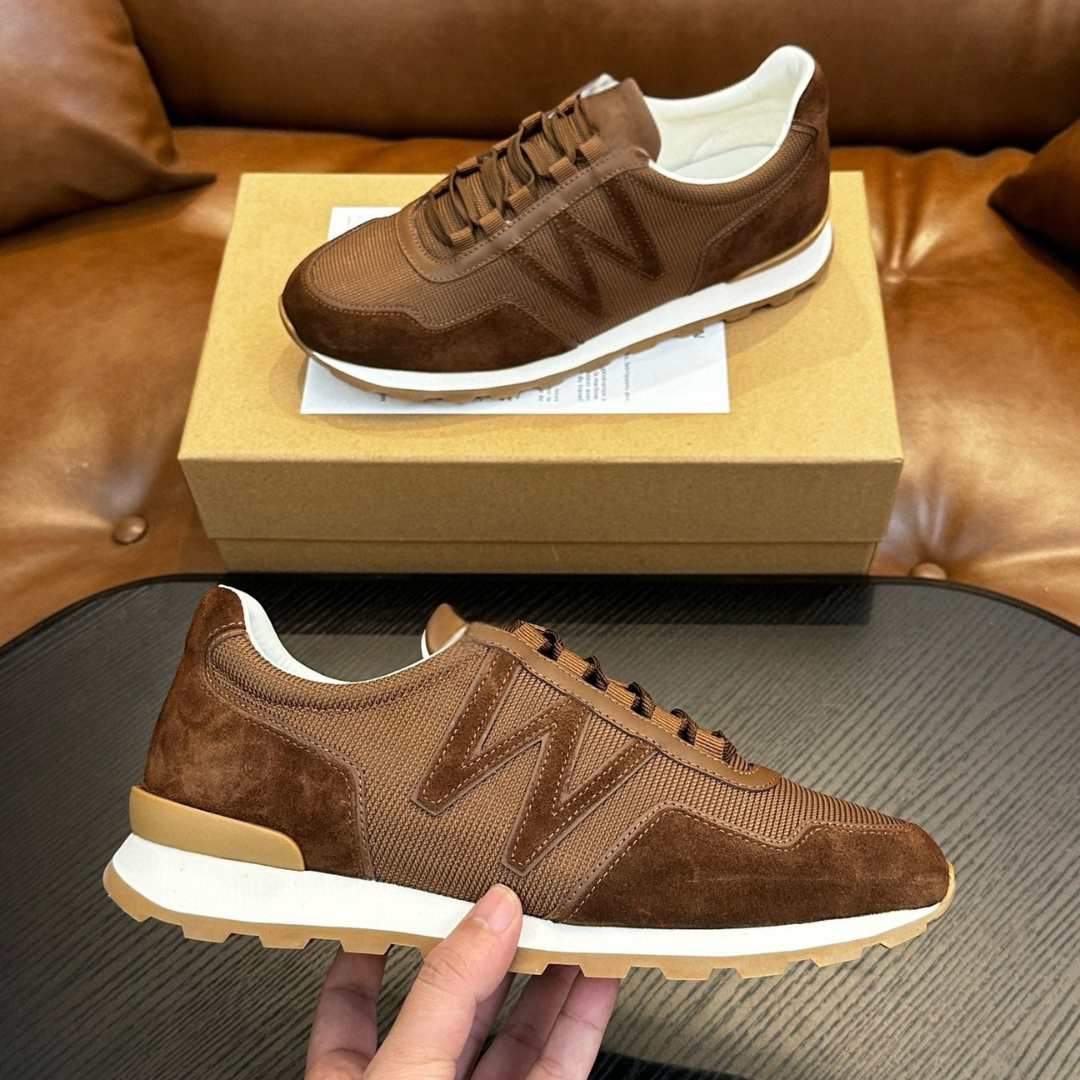 สีน้ำตาล