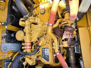 รถขุด CAT 324E มือสอง อุปกรณ์ก่อสร้างงานหนัก แบบตีนตะขาบ สีเหลืองดำ - Product Image 6