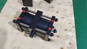 Cylindres pneumatiques refroidis par eau à haute stabilité, haute température, charge lourde, grand alésage, double action, pièces de cylindre pneumatique - Product Image 5