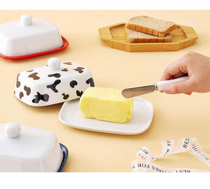 Couteau à beurre en plastique personnalisé avec couvercle, couleur unie, ustensile de cuisine écologique - Product Image 1