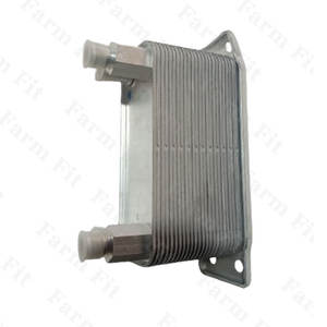 Grossistes chinois RE201108 Convient pour John Deere 310J 310SJ 310TJ 315SJ 325J 7710 7810 Refroidisseur d'huile - Product Image 3