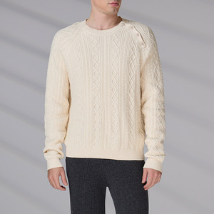Suéter Personalizado de Algodón GOTS de Alta Gama con Logotipo Bordado, Suéter Casual de Punto Trenzado para Invierno, de Manga Larga para Hombre - Product Image 3