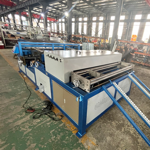 Ligne de production de conduits <span class=keywords><strong>d</strong></span>'air carrés, équipement de production de tuyaux HVAC - Product Image 2