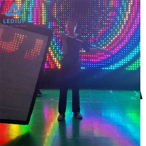 Programme de contrôle sans fil personnalisé haute définition effet 3D P20 MM LED drapeau de scène de danse pour les émissions de télévision entreprise en libre-service - Product Image 3