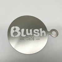 Pochoir à café en acier inoxydable brossé avec logo personnalisé, modèle réutilisable en métal gravé pour l'art latte