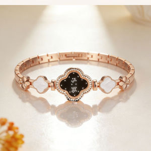 Montre connectée L8 tendance 2026 avec affichage de l'heure, suivi du sommeil et suivi du cycle menstruel féminin, bracelet intelligent étanche IP67 - Product Image 2