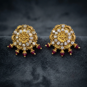 Dernières boucles d'oreilles classiques antiques faites à la main de qualité export avec placage or mat 233095 - Product Image 2
