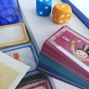 Vente en gros OEM/ODM Jeu de société personnalisé Ensemble de jeu de société personnalisé Monopoli Logo personnalisé Plateau de jeu personnalisé avec accessoires - Product Image 4