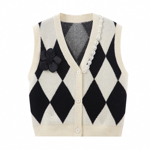 Design Fashion Vintage Flower Pin <strong>Argyle</strong> Knit Cashmere <strong>Sweater</strong> <strong>Vest</strong> - Product Image 4