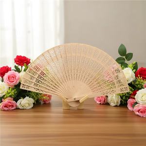 Abanico de Mano Plegable de Bambú Grabado Personalizado con Logotipo, Abanico Portátil de Madera para Actividades Empresariales - Product Image 6