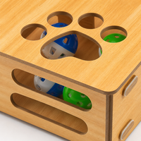 Boîte de jeu interactive en bois pour chat avec balles en ABS, distributeur de nourriture coulissant et découpes en forme de patte pour chats S