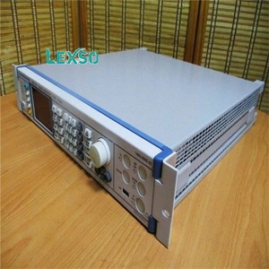 เครื่องกำเนิดสัญญาณ R&s Rohde & Schwarz Sma100a 9 Khz ถึง 3 Ghz รุ่น Opt B22 B103 - Product Image 2